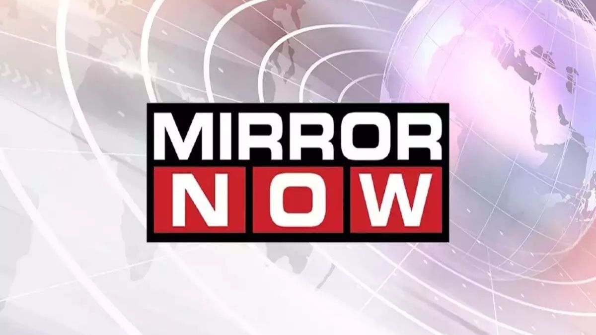  MIRROR NOW